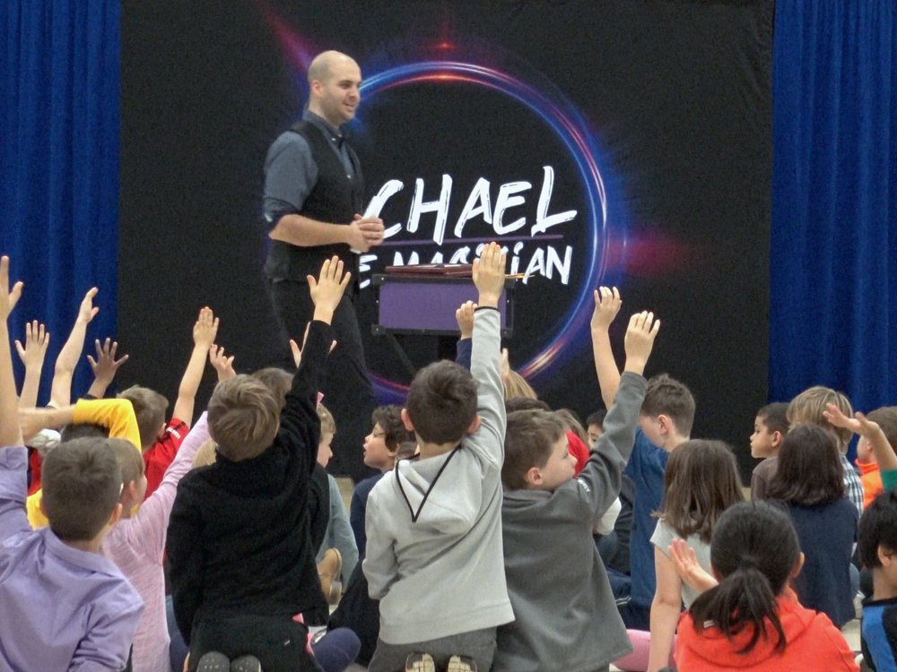 Schools magician in Ottawa